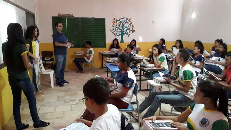 Projeto inclui palestras para ajudar os estudantes a pensar em um projeto de vida