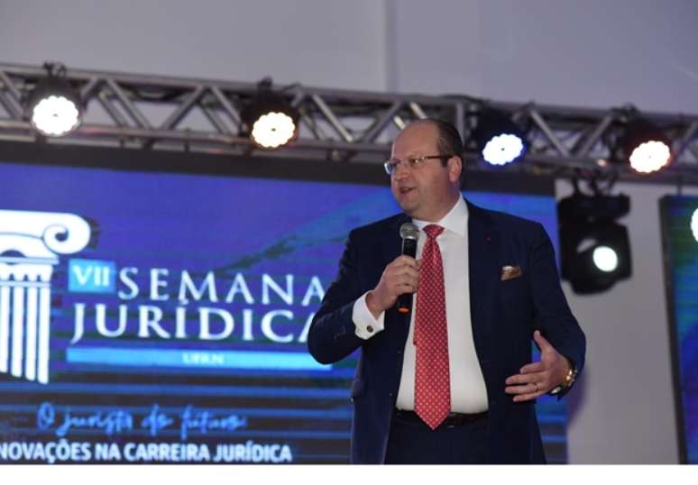 Nelson Wilians ministra palestra em Rio Branco