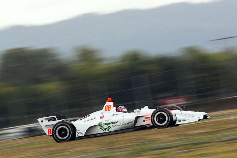 Colton Herta lidera sexta-feira da IndyCar em Portland