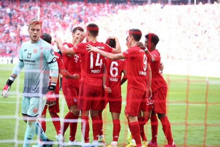 Bayern goleou em casa (Foto: Reprodução)