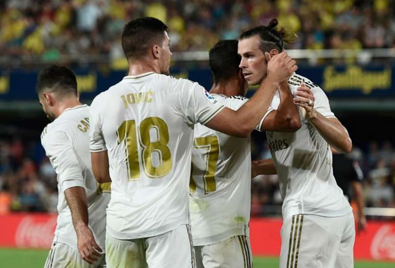 Bale marcou duas vezes e levou um cartão vermelho no fim (Foto: JOSEP LAGO/AFP)