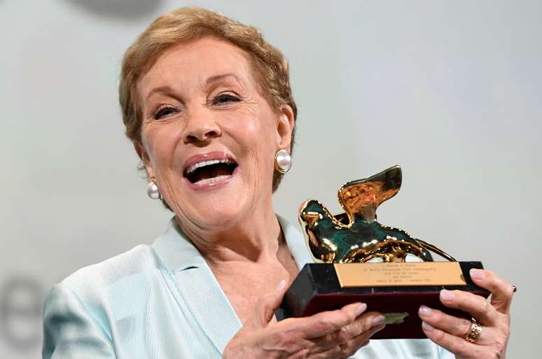 Julie Andrews recebe Le&atilde;o de Ouro pelo conjunto da obra em Veneza
02/09/2019
REUTERS/Piroschka van de Wouw