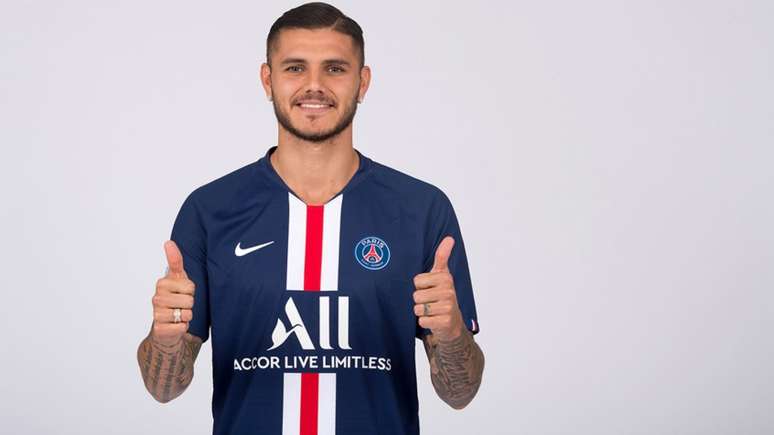 Icardi com a camisa do PSG (Foto: Divulgação)