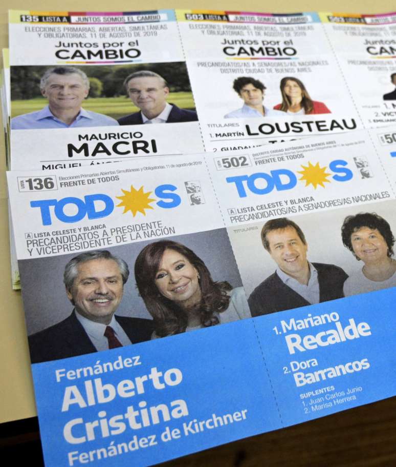 Nas elei&ccedil;&otilde;es prim&aacute;rias, o candidato peronista Alberto Fern&aacute;ndez ficou &agrave; frente do atual presidente, Mauricio Macri