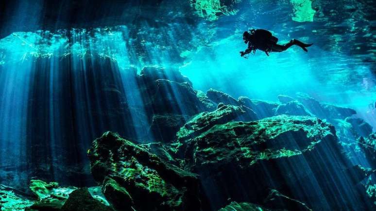 Para os antigos maias, cenotes eram portais sagrados através dos quais as pessoas se comunicavam com os deuses da chuva e da criação