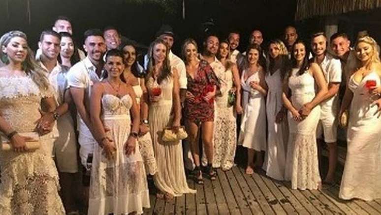 Casamento de Mattos reuniu vários jogadores do Palmeiras