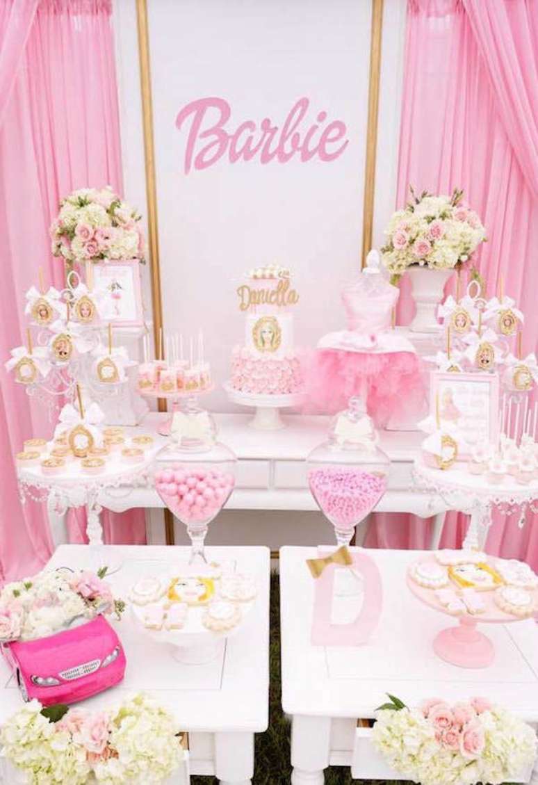 58. Festa da barbie cor de rosa – Por: Asset Project