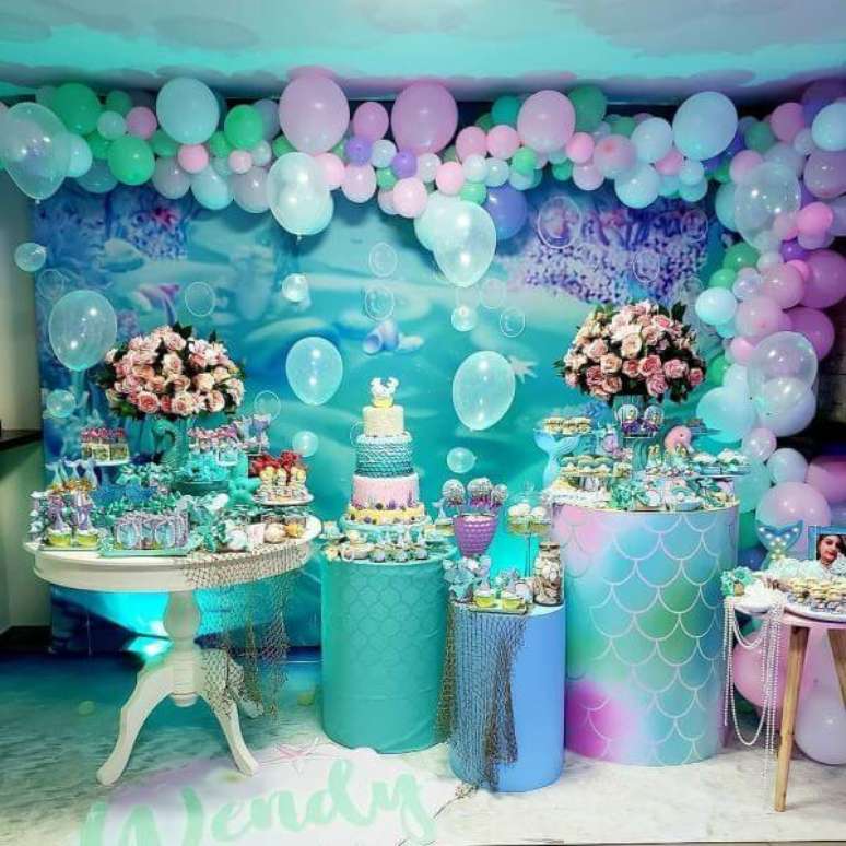 71. Festa da barbie sereia – Por: Pinterest