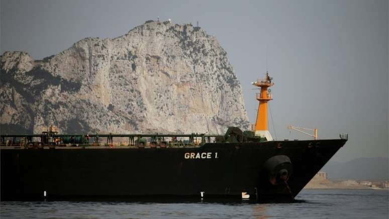 Grace 1 na costa de Gibraltar