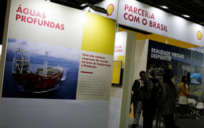 Estande da Shell menciona parceria com o Brasil em confer&ecirc;ncia no Rio de Janeiro 
24/10/2017
REUTERS/Bruno Kelly