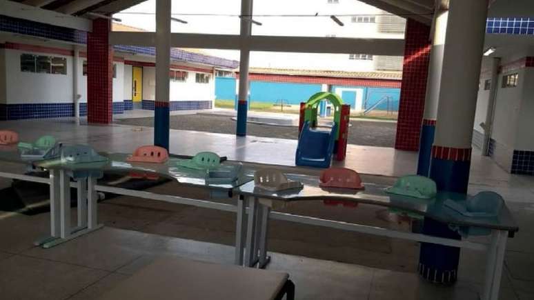 Creche conclu&iacute;da em Paranagu&aacute; (PR); outras sete obras semelhantes na cidade nunca sa&iacute;ram do papel