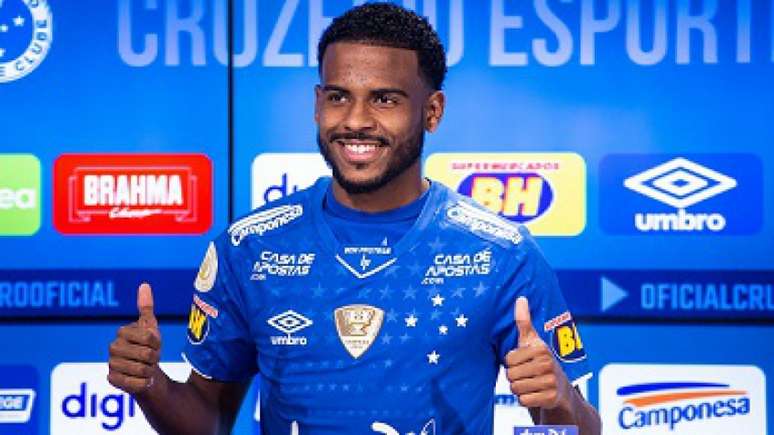 Ezequiel está emprestado ao Cruzeiro até o fim deste ano e terá de correr para mostra serviço na Raposa- (Bruno Haddad/Cruzeiro)