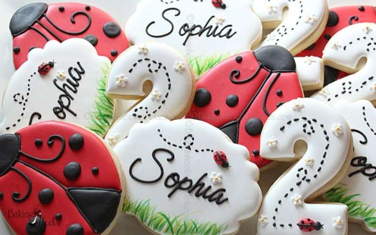 65. Doces para festa ladybug – Por: Pinterest