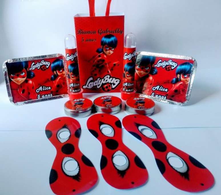 68. Kit festa ladybug – Por: Pinterest