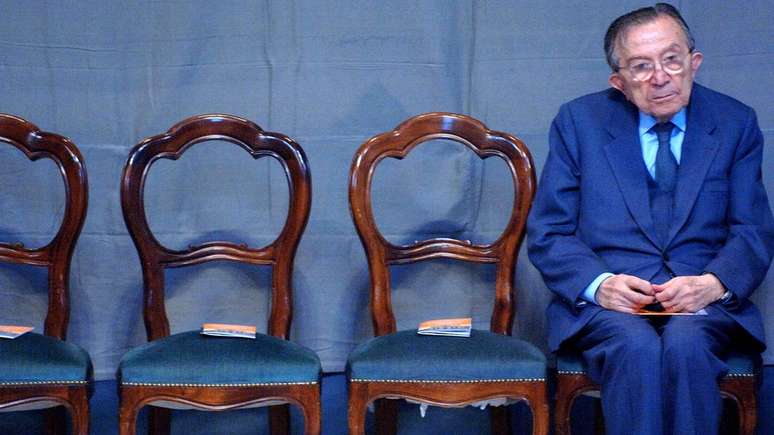 Giulio Andreotti foi sete vezes chefe de governo e ocupou uma cadeira no Parlamento desde 1946 at&eacute; sua morte em 2013