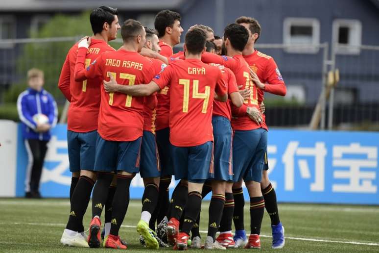 Espanha venceu o último confronto entre as equipes (Foto: JAVIER SORIANO / AFP)