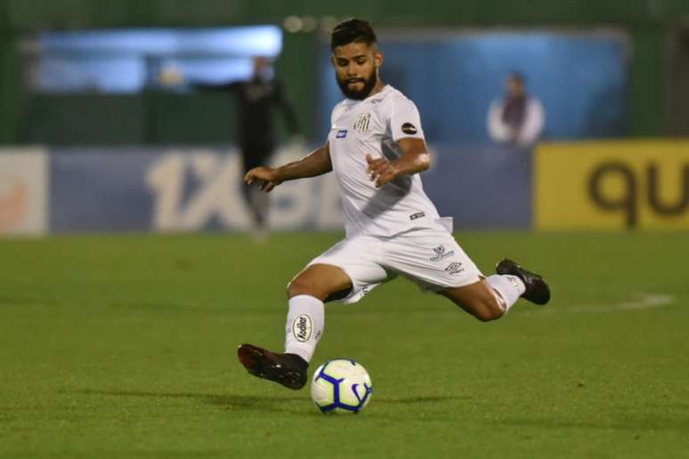 Felipe Jonatan vê jogo contra o Athletico-PR na Vila Belmiro como decisivo (Ivan Storti/Santos)