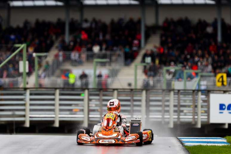 Rafael Câmara leva o Brasil ao vice-campeonato mundial de kart na Finlândia