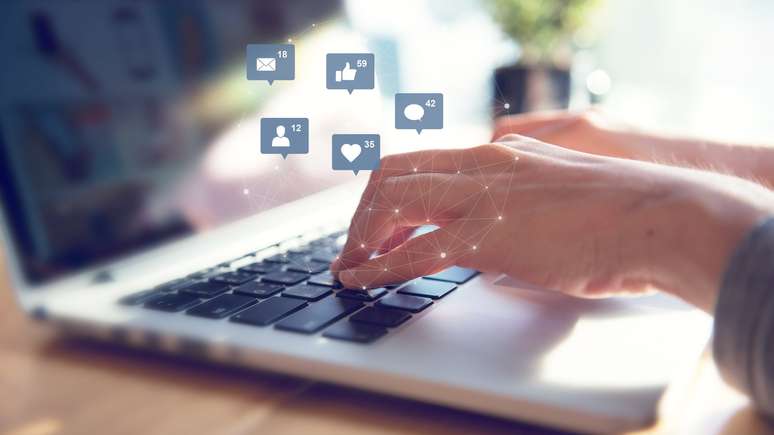 A análise de sentimento usa técnicas estatísticas e de ciência de dados para medir o 'humor' dos internautas