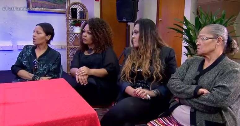 Fat Family no 'Hora do Faro'.