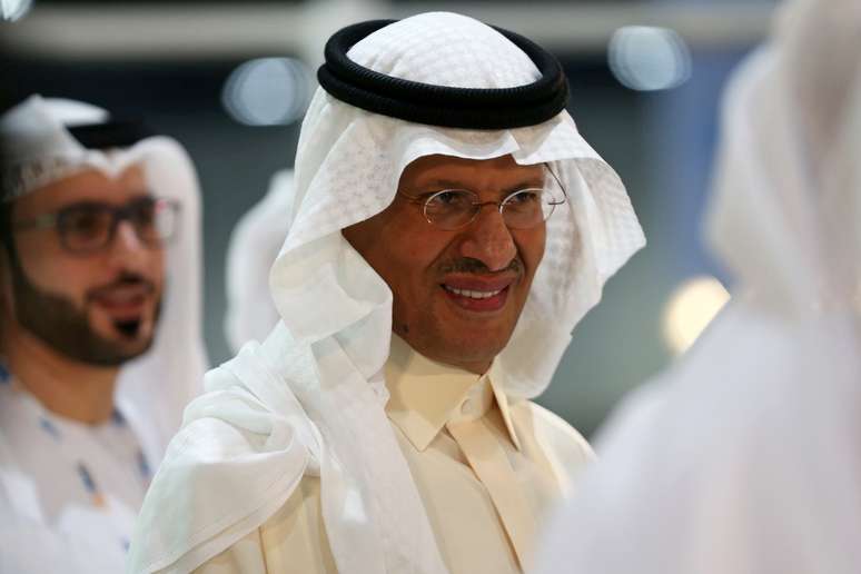 Novo ministro de Energia saudita, Abdulaziz bin Salman, durante evento em Abu Dhabi 9/9/2019 REUTERS/Satish Kumar