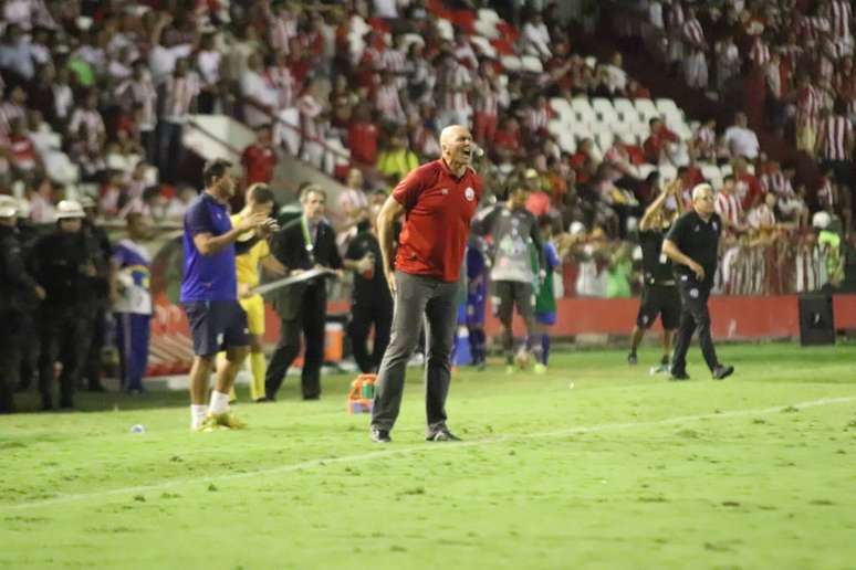 Dal Pozzo rebateu as críticas de Hélio do Anjos, que disse que a partida havia sido comprada. (Foto: Léo Lemos/CNC)