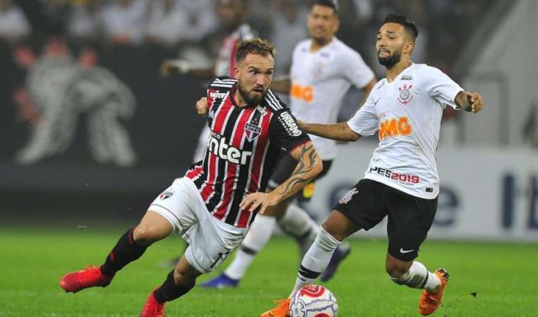 Willian Farias fez apenas sete jogos pelo São Paulo desde que chegou ao clube (Foto: Rubens Chiri/São Paulo)