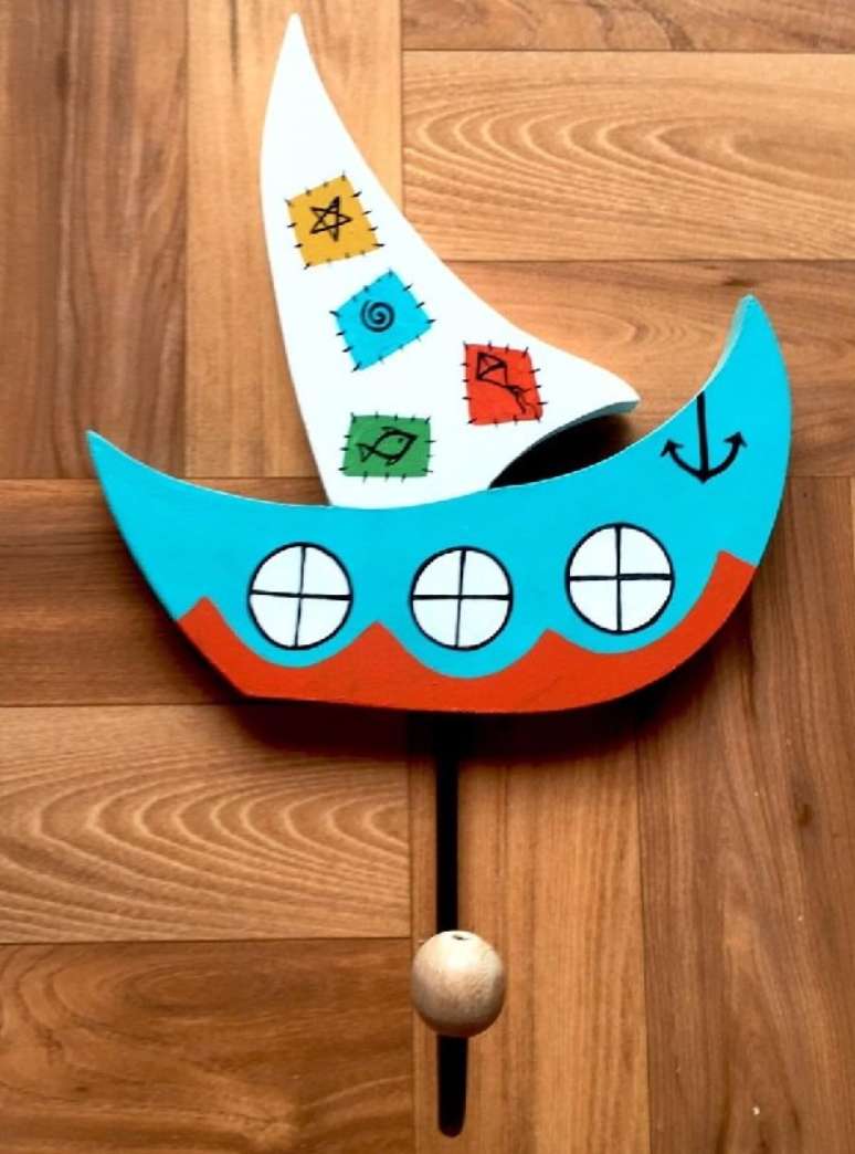42. Gancho em formato de barco para decoração infantil. Fonte: Pinterest