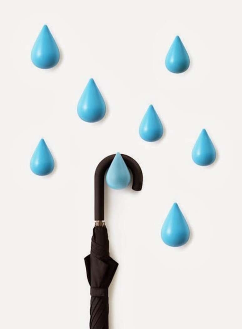 43. Ganchos decorativos feitos em formato de pingo de chuva. Fonte: Danielle Noce