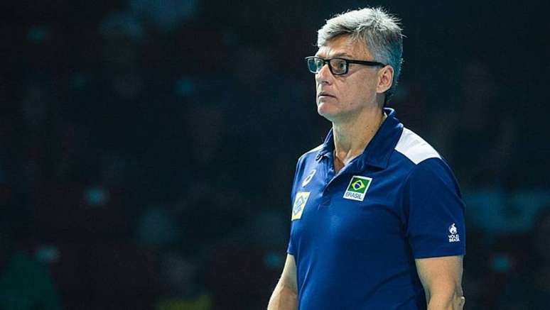 'Vamos com tudo no Sul-Americano', diz Renan antes de estreia da seleção de vôlei