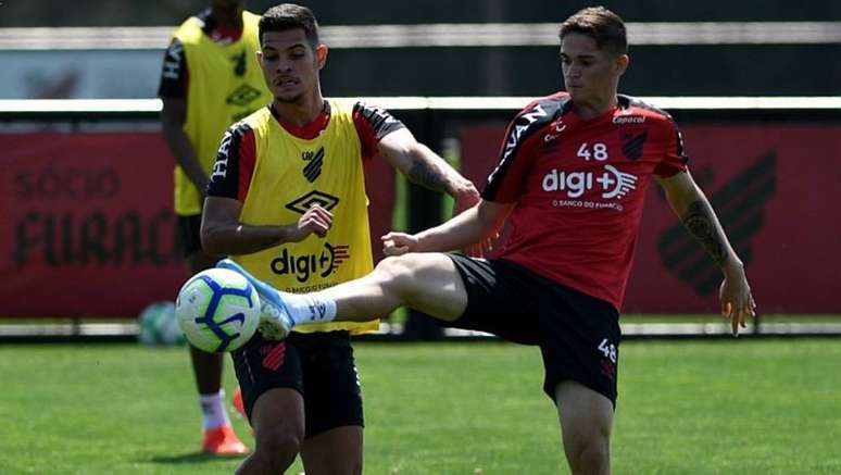 Athletico-PR enfrenta o Inter na final da Copa do Brasil