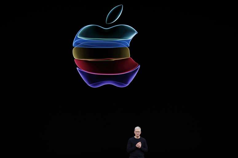 Presidente-executivo da Apple, Tim Cook, fala durante evento da empresa na Califórnia. 10/9/2019. REUTERS/Stephen Lam 