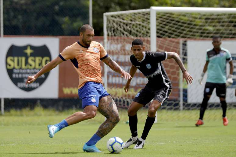 Os gols do amistoso foram marcados por Arthur Caíke, Fernandão e João Pedro. (Foto: Felipe Oliveira/ Bahia EC)
