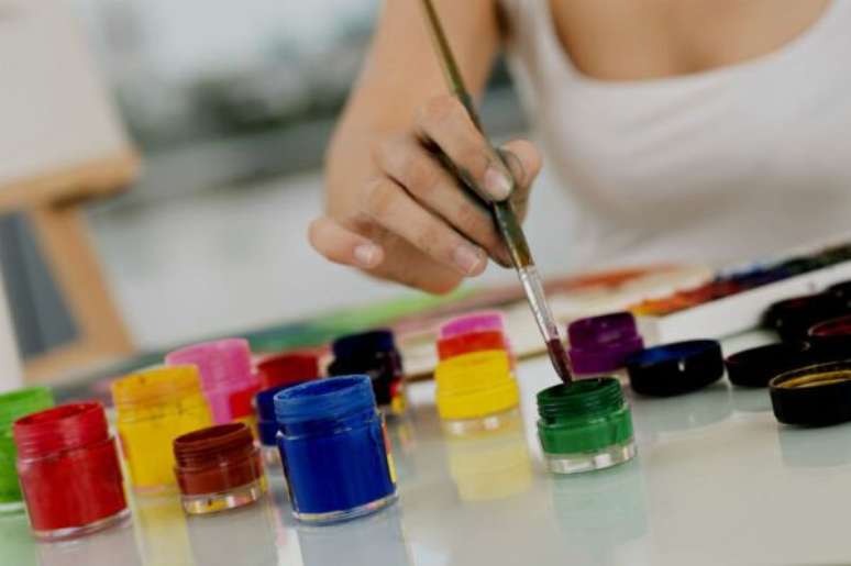 46. Escolha as tintas para pintura em pano de prato certas e faça lindos desenhos! – Por: Pinterest