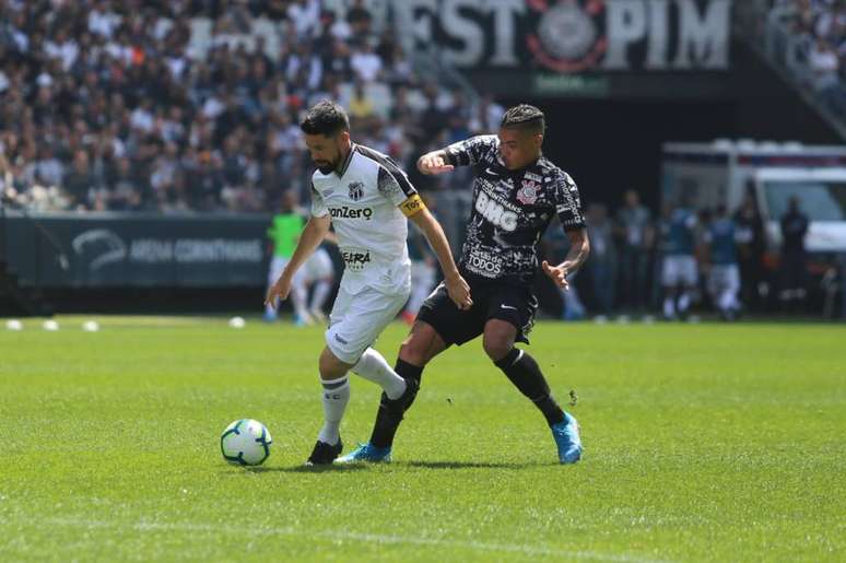 Ricardinho é o capitão do Ceará (Foto: Israel Simonton/cearasc.com)