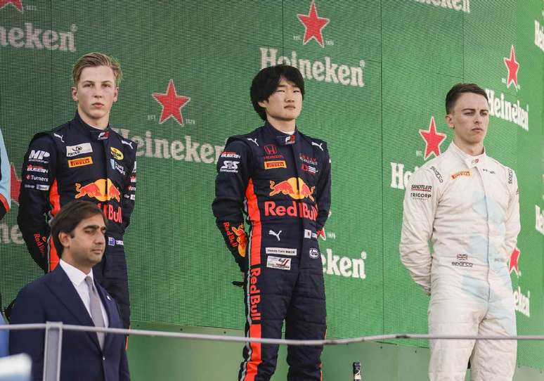 Yuki Tsunoda pronto para a promoção para a Fórmula 2, de acordo com Helmut Marko