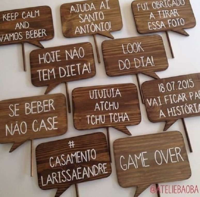 56. Plaquinhas criativas para festa feitas em MDF. Fonte: Pinterest