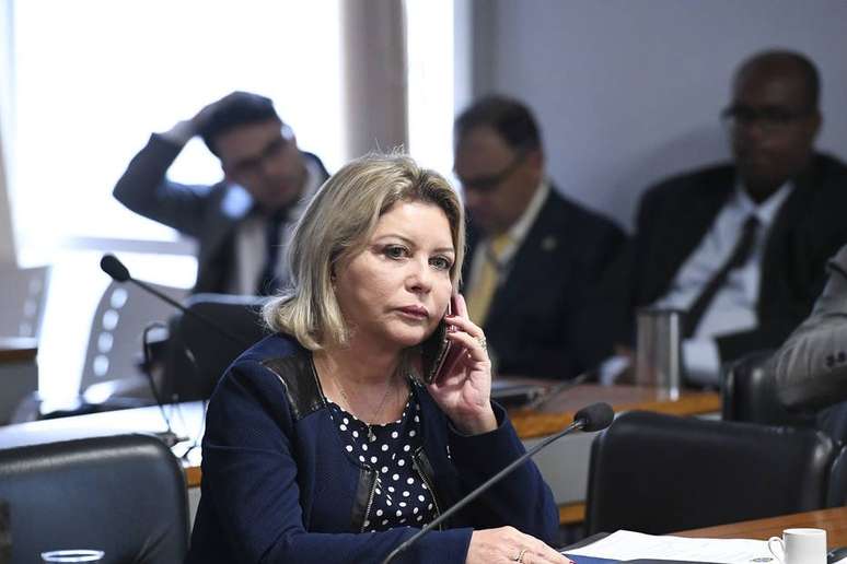 A senadora Juíza Selma (PSL-MT) alega 'pressão partidária' e diz que pode deixar partido