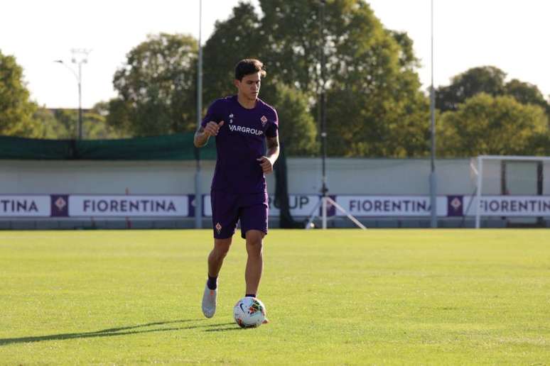 Pedro já está treinando com o elenco da Fiorentina (Foto: Reprodução/Fiorentina)
