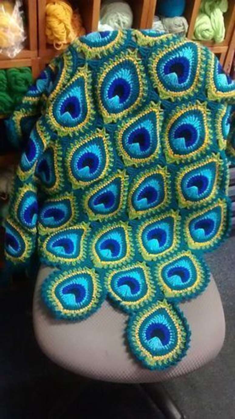 30. Este é um exemplo diferente de padrão em manta de crochê. Foto: Pinterest