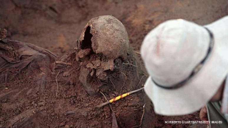 A Comiss&atilde;o da Verdade e Justi&ccedil;a do Paraguai, criada en 2004, determinou que mais de 423 pessoas desapareceram durante o regime de Stroessner