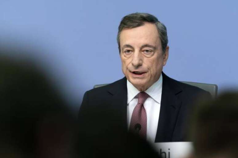 Mario Draghi deixará o comando do BCE em 1º de novembro