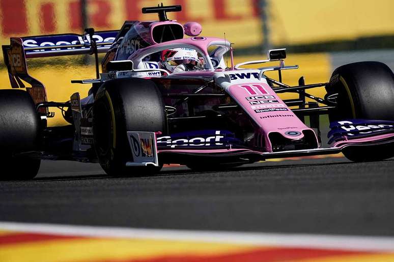 Perez realista sobre suas chances de pilotar pela Mercedes ou Ferrari
