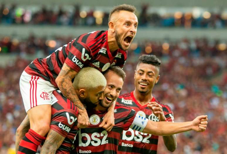Flamengo conquista o título simbólico do primeiro turno (Foto: Joao Carlos Gomes/MyPhoto Press)