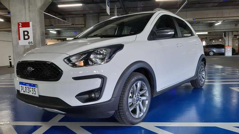 O Ford Ka FreeStyle tem motor 1.0 de três cilindros e custa R$ 56.690.