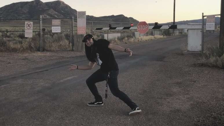 O autor do evento-piada, Matty Roberts, decidiu remover a postagem do Facebook por medo de causar uma trag&eacute;dia