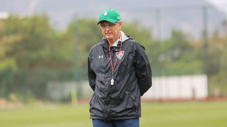 Oswaldo de Oliveira exaltou a importância do apoio dos torcedores (Foto: Lucas Merçon/FFC)