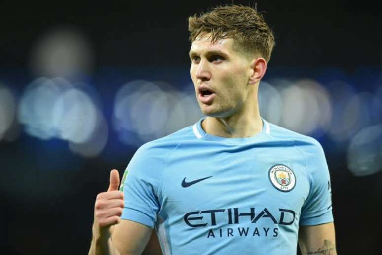 Stones é mais um desfalque do City (Foto: AFP)