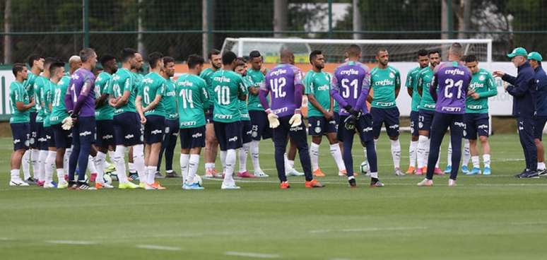 Mano Menezes teve conversa sincera com elenco ao chegar, segundo Diogo Barbosa (Agência Palmeiras/Divulgação)