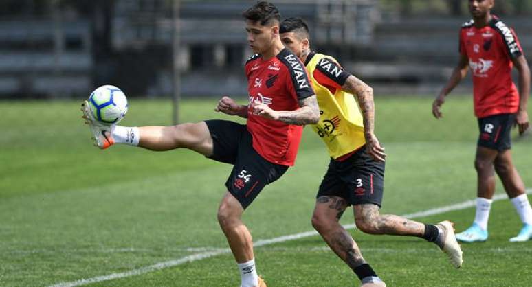 Athletico-PR busca título inédito da Copa do Brasil (Foto: Miguel Locatelli/Athletico)